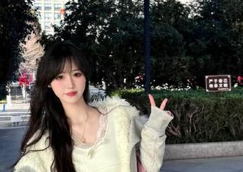 更新啦！17吃瓜上线让你轻松“品尝”免费吃瓜的绝妙体验！