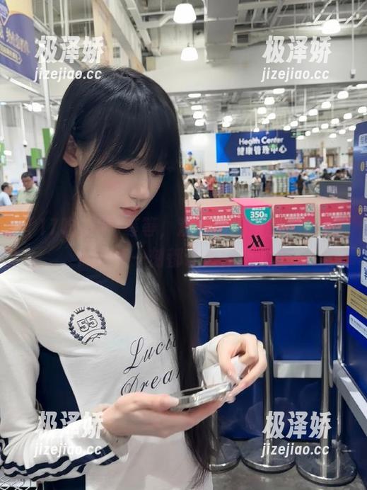 等等，观看这出闹剧，17吃瓜网每一刻都让人怀疑人生