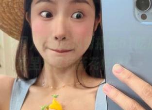 最新吃瓜情报在51吃瓜网，莫里秀又玩新花样啦！