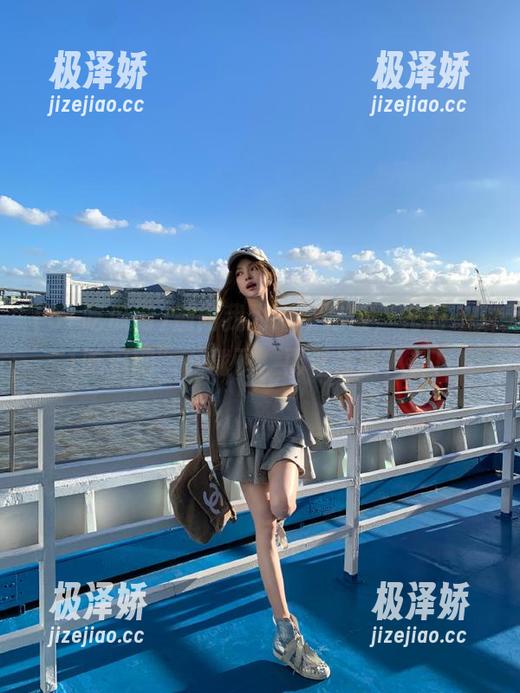 别问我为啥不吃饭，先把“51吃瓜网”下载了，再看最新八卦！