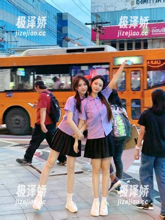 网页一跳转到51吃瓜群众，我的好奇心又被点燃啦