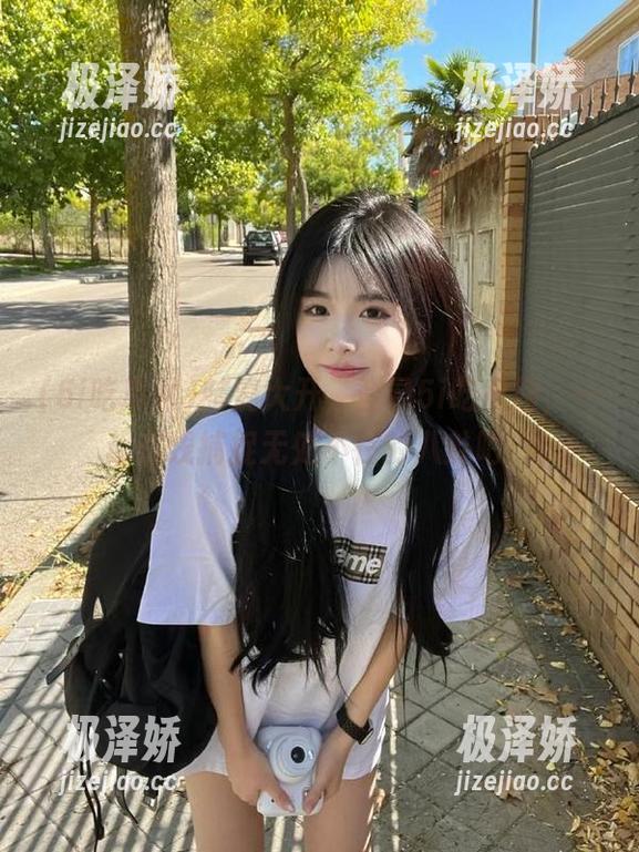 5i吃瓜网 脑洞大开,登录5i吃瓜网,一起在线捕捉无处不在的八卦吧!