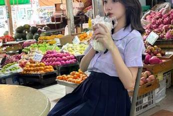我在718.st在线打开了吃瓜模式，你呢？