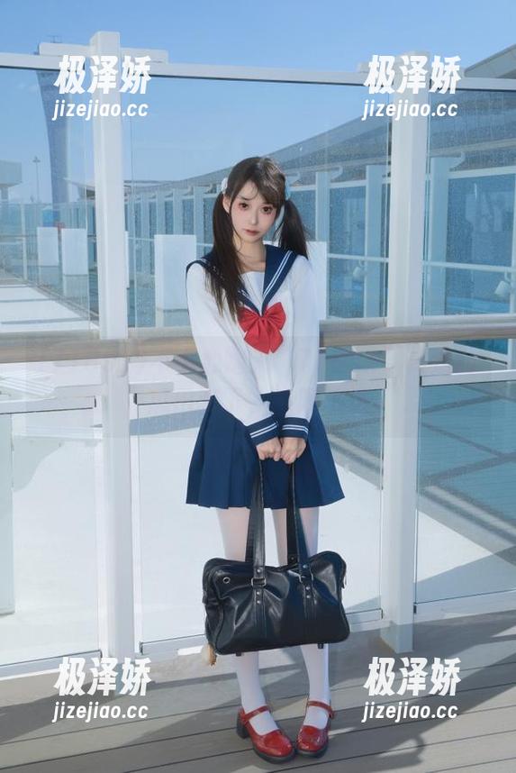 不小心踏入“718sx”传送门，瓜田李下，感叹连连。