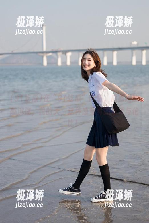 在“91吃瓜”网站，瓜瓤越吃越沉迷，我的天，这种感觉真的是无与伦比！