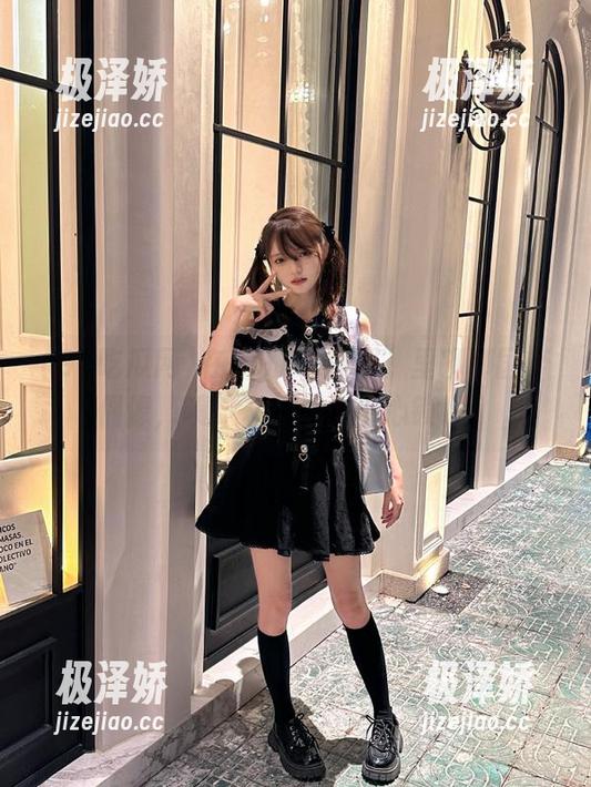 在“91吃瓜网”里聊聊国产偶像，啧，友情提示小心锁喉！