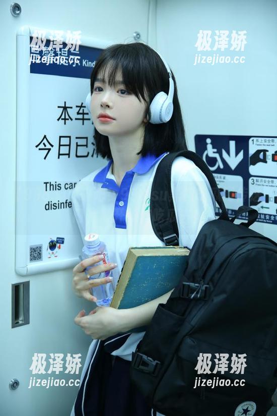 来吧！998.su黑料吃瓜网传送门，抛开烦恼吃瓜去！