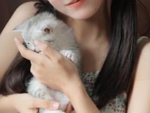 看www.黑料网页时那种惊恐感，如同在嗑着超辣的零食…
