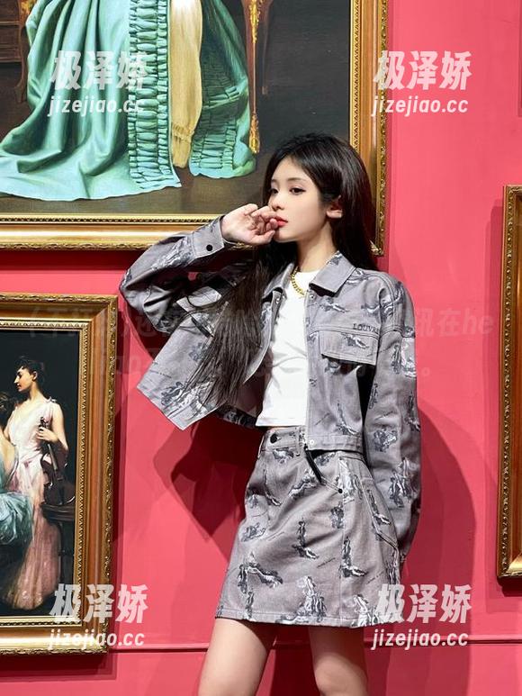 还在纠结啥？最新劲爆资讯在heiliao不打烊，吃瓜的激情不减。