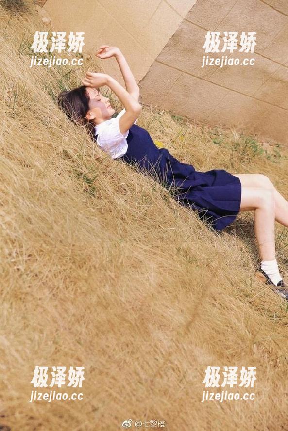 吃瓜最前线苹果版：这波八卦不只是吃瓜那么简单哦～