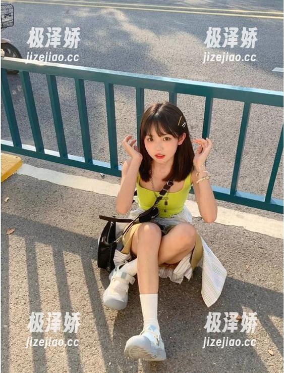 想在吃瓜网登录，感受“在线观看”带来的刺激和无奈。