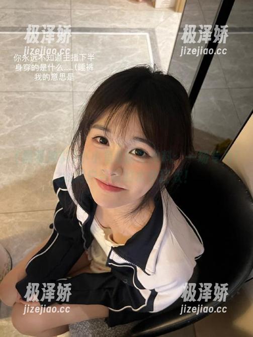 小小鱼&黑哥冲料：一场专为ios用户召唤的水中狂欢！