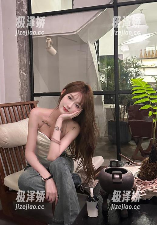 别让“黑料不打烊”发布的最新地址给你追得喘不过气，赶紧来看！