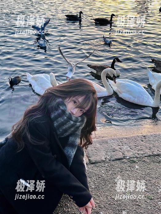 直达黑料不打烊tttzzz的入口，记得带瓜哦，不然就空手来打酱油啦～
