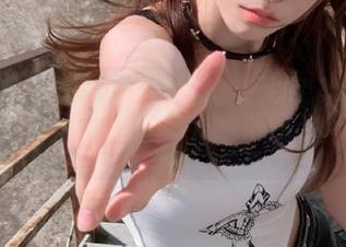 活久见，网页上居然能刷到黑料吃瓜网App的奇妙体验！