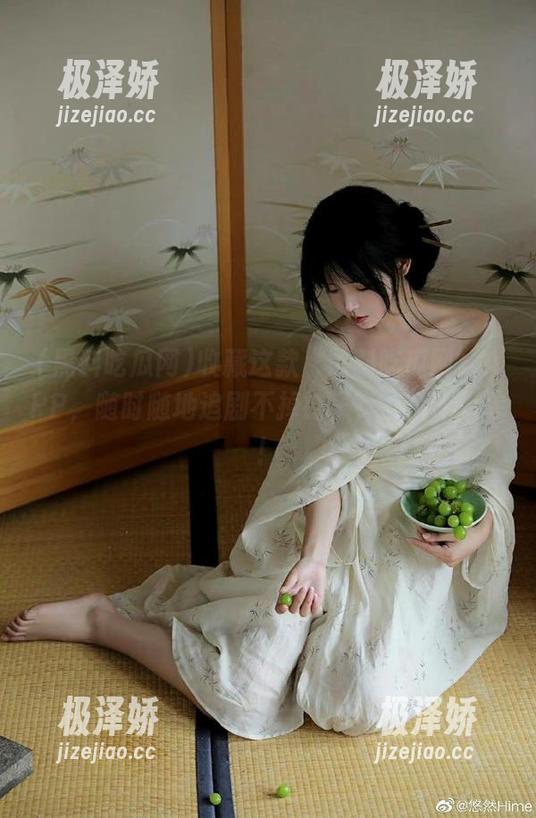 黑料吃瓜网 收藏这款“黑料吃瓜网”APP,随时随地追剧不掉链子,心情不落单!