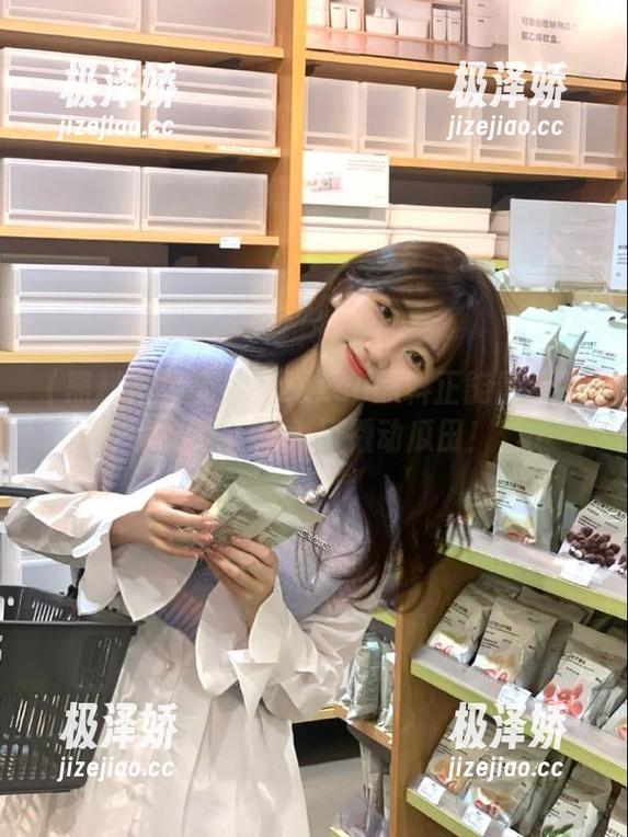 tttzzzsu黑料正能量资源大放送，从入口撬动瓜田！
