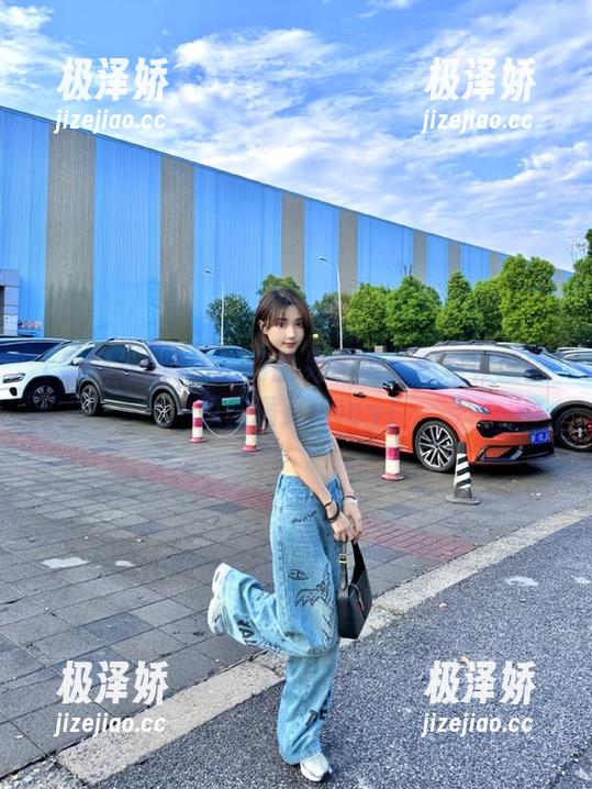 传送门的另一边：黑料社团的瓜饱满又juicy!