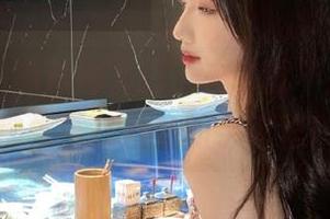 黑料网入口，来了就不想走，仿佛失重在八卦的宇宙里！